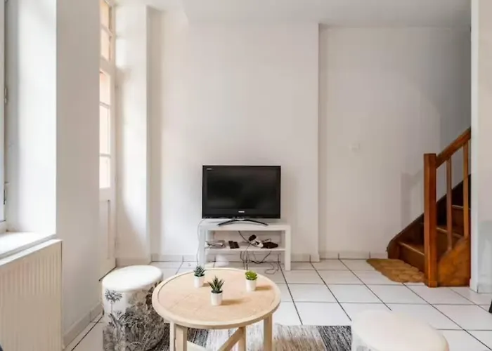 Cosy Maison De 100m2 - Tout Equipee Et Calme