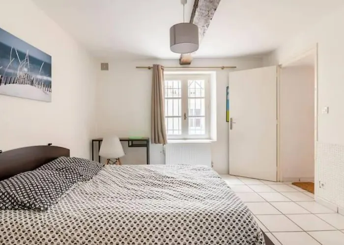 Cosy Maison De 100m2 - Tout Equipee Et Calme Apartamento